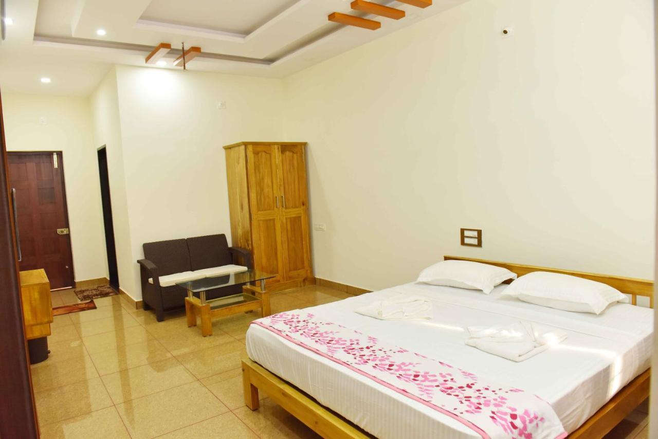 Glucklich Beach Cottages Кундапур Екстериор снимка