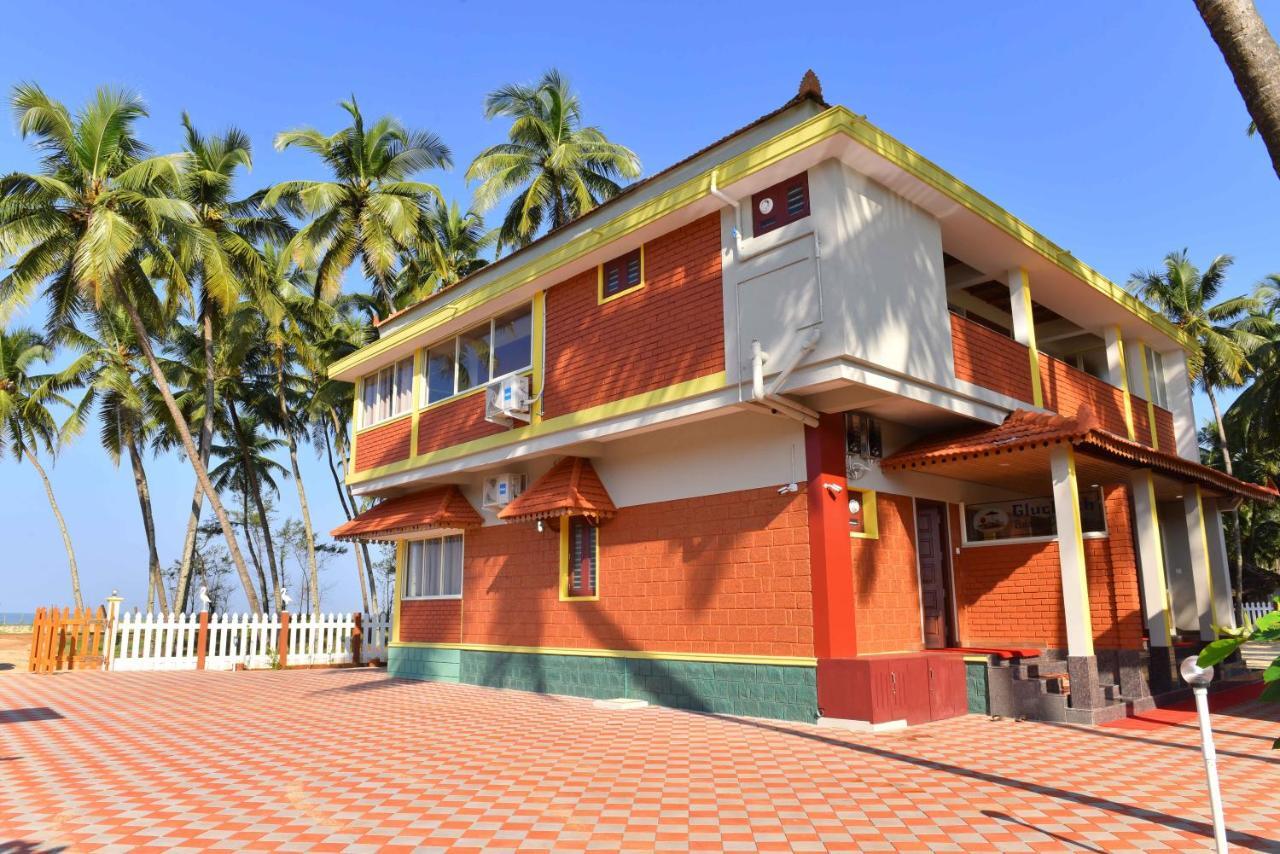 Glucklich Beach Cottages Кундапур Екстериор снимка