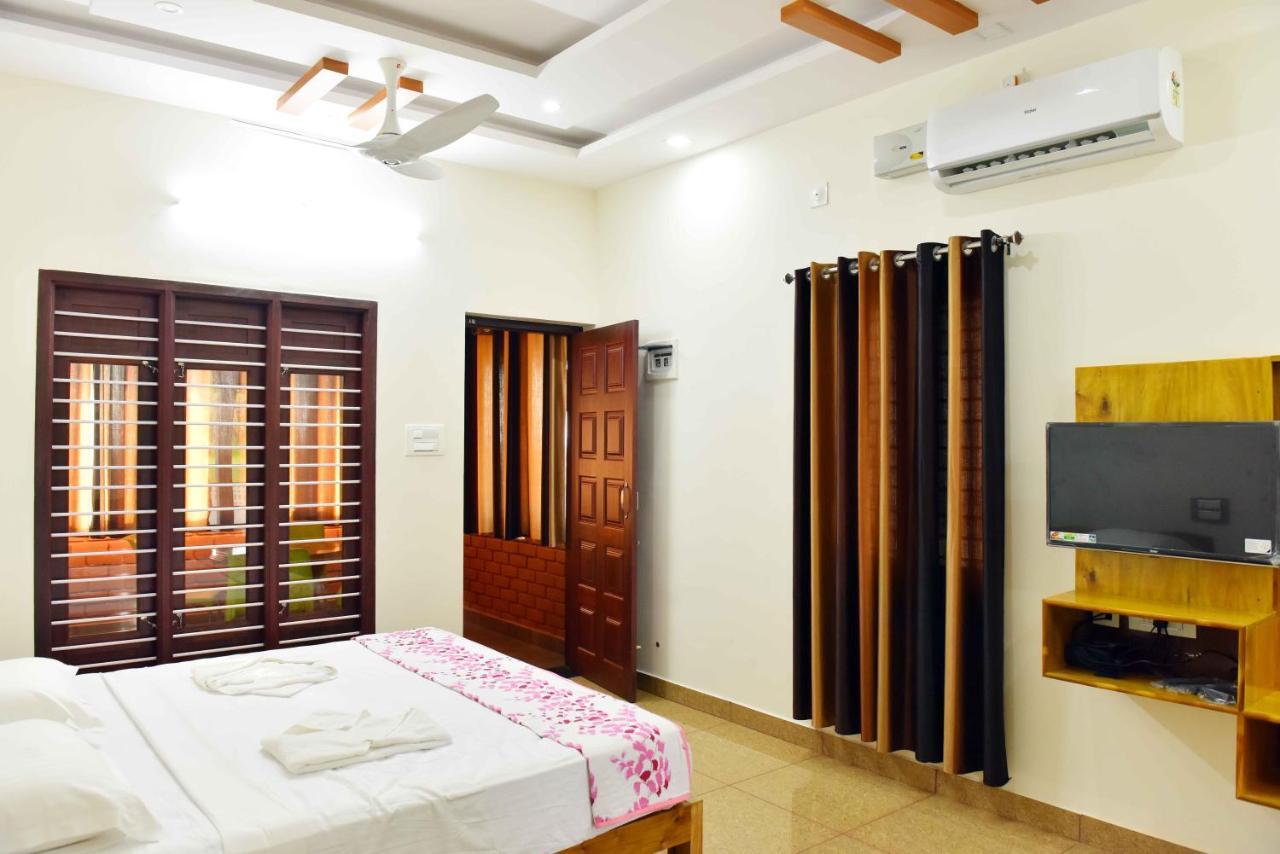 Glucklich Beach Cottages Кундапур Екстериор снимка