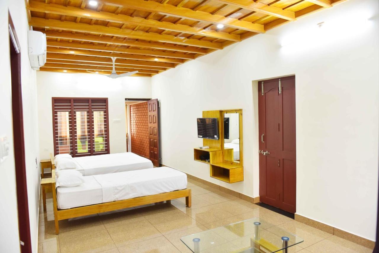 Glucklich Beach Cottages Кундапур Екстериор снимка